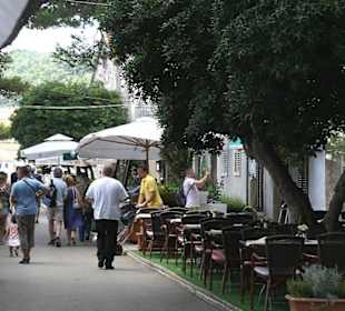 Uferpromenade beim Morski Konjic 