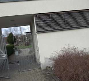 Aussegnungshalle Linsenhofen