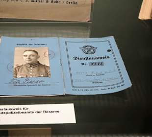 Historischer Dienstausweis