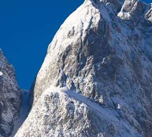 Imposanter Gebirgszug Dachstein West