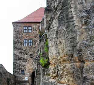 Aufgang zum Schlossberg