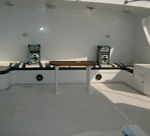 Schönes grosses Schiff mit genügend Platz