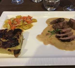 Wildschweinrücken auf Pfefferrahm