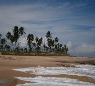 Spaziergang am Praia Arembepe