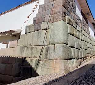 San Blas-The Artists District