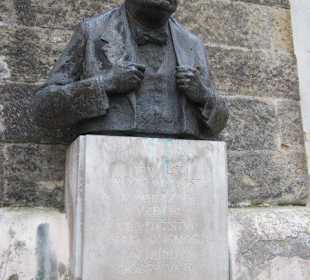 Mala Strana, Churchill