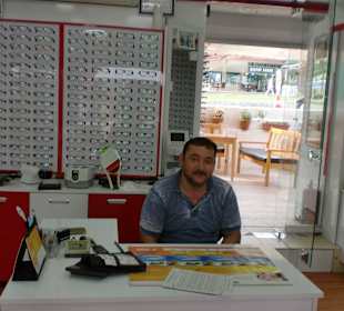 Bei Optiker Optik