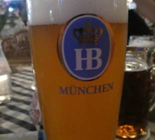 Pseudo München! Essen und Getränke aber o.k.