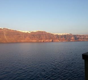 Santorin selbst im Bild Landschaft, Stadt