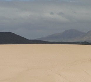 Widok z wydm Corralejo