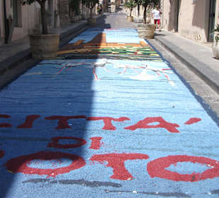 Straßenkunst in Noto