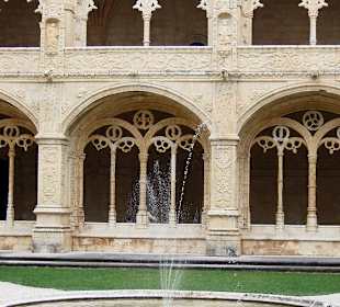 Kreuzgang im manuelinischen Stil