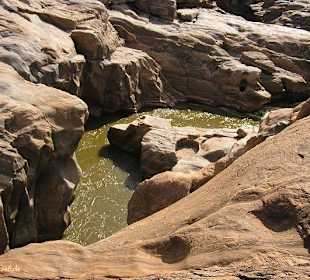 Lugard's Falls  25