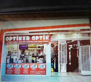 Optiker Optik gegenüber vom Hemera 
