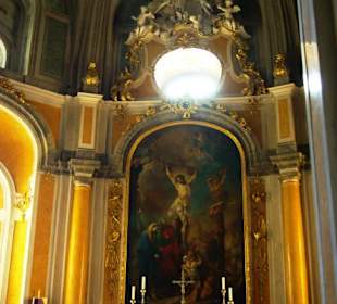 Neuer Altar Seitenraum