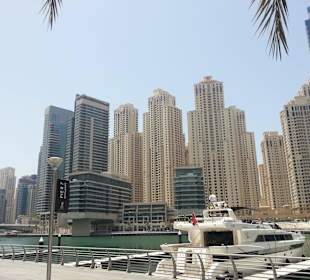 Bereich vor der Mall