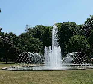Der beliebte Springbrunnen in den Wehranlagen