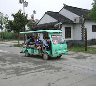 Tranport vom Bus nach Tongli