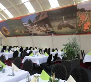 Inneneinrichtung Wellblechpalast