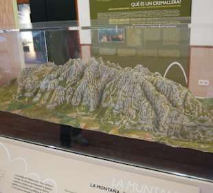 Sant Joan.Maqueta de la montaña
