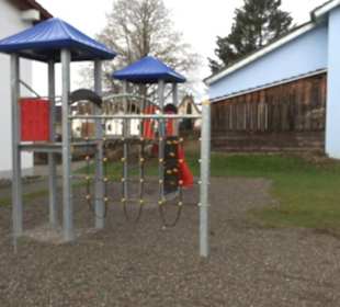 Spielplatz an der Grundschule