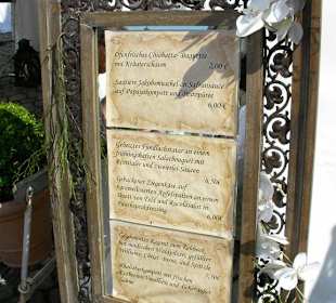 Eine der Speisekarten