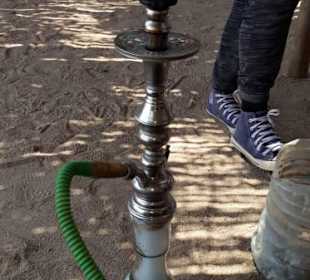 Pause im Biduidendorf mit Tee und Shisha 