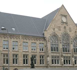 Blick zum Hansa-Gymnasium in Köln