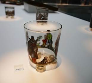 Einzelbecher für Freude