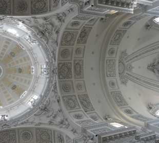 Theatinerkirche am Odeonsplatz