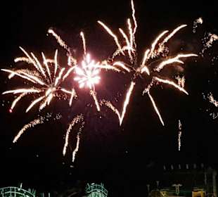 Das Eröffnungsfeuerwerk