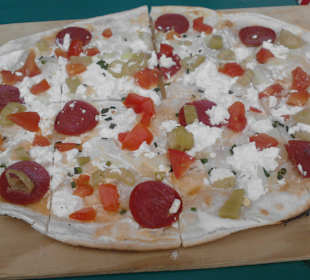 Schaafskäse Flammkuchen