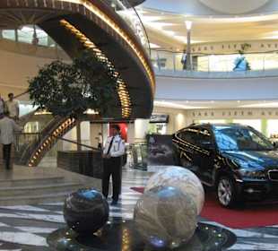 Burjuman Centre, untere Ebene