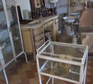 Erstes Geschoss - Arbeitszimmer des Arztes