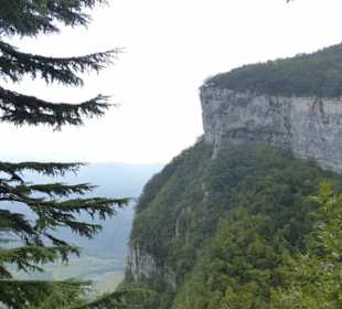 Blick vom Kreuzweg ins Etschtal