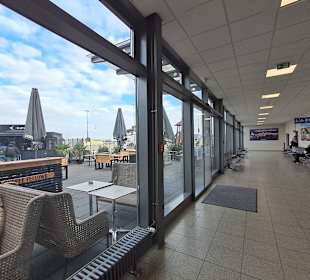 Flughafen Karlsruhe/ Baden-Baden (FKB)