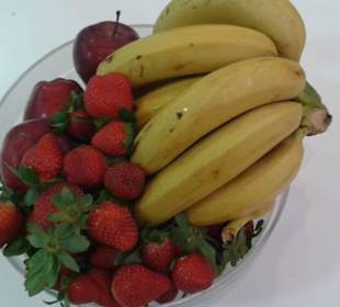 Nur frisches Obst kommt in unsere Gelato! 