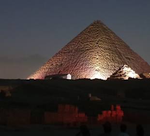 Lasershow Giseh Pyramiden