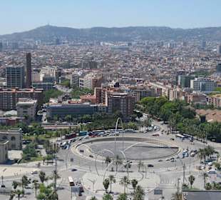 Blick von der Seilbahn auf Barcelona