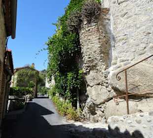 Rundgang durch die Altstadt von Eus