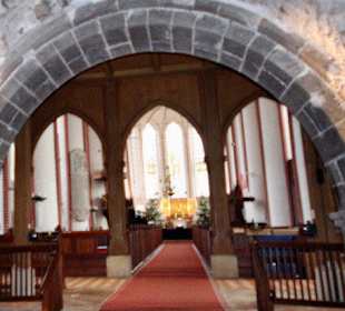 Blick durch die Eingangshalle