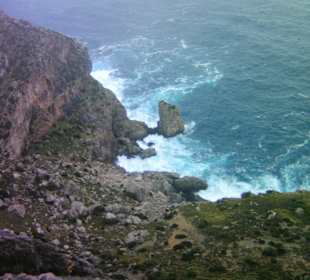 Tosende Wellen während eines Gewitters