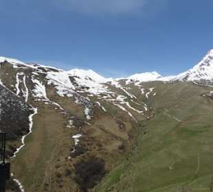 Gergetier Dreifaltigkeitskirche - Fernblick