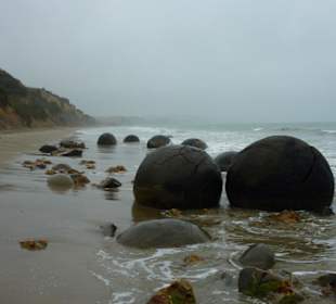 Moeraki Boulders