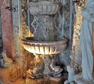 Impressionen aus der Muschelgrotte