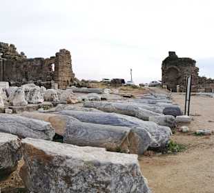 Stadtrundgang Side - Kumköy