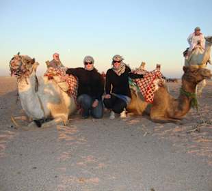 Kamelreiten in der Wüste