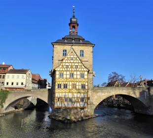 Ansicht des Alten Rathauses in der Regnitz