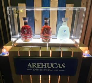 Ausstellung Rum-Flaschen