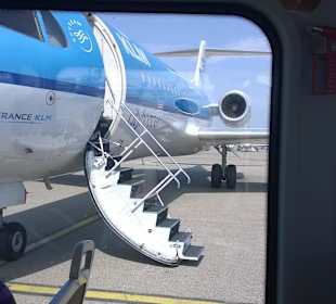 Flugzeug zum Dorint Airport-Hotel Amsterdam